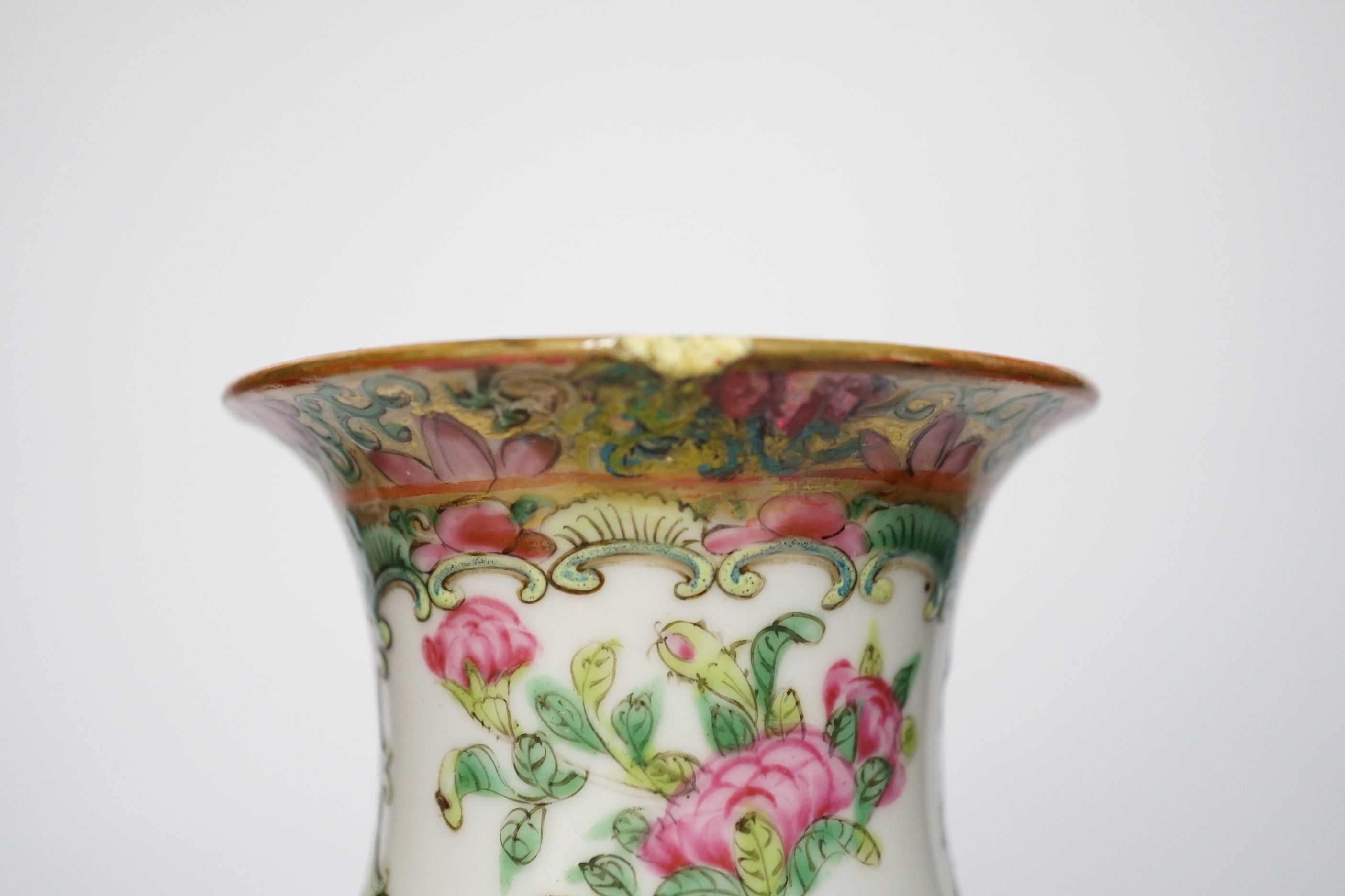 A 19th century Chinese famille rose vase, 30cm